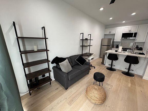 Move in ready! Sofa bed with memory foam.