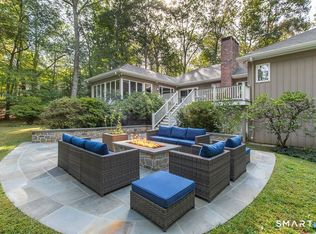 69 Forest Glen Drive, Woodbridge, CT 06525