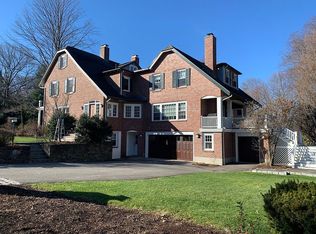 21 Franklin Rd, Wellesley, MA 02481