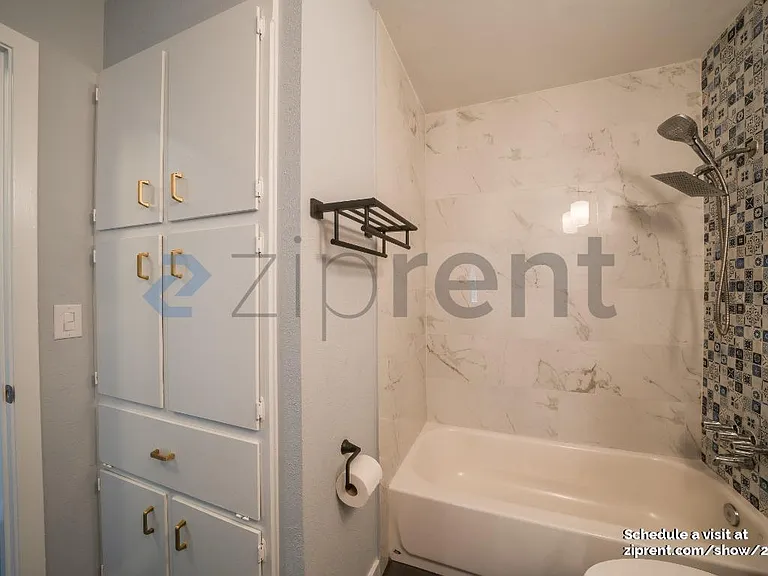5400 Lishill Cv #A — Photo 22