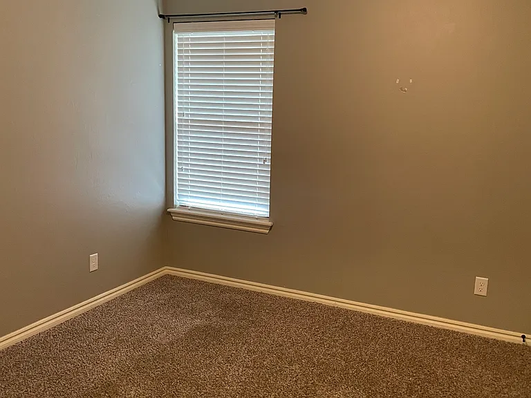 117 Ashley Dr — Photo 12