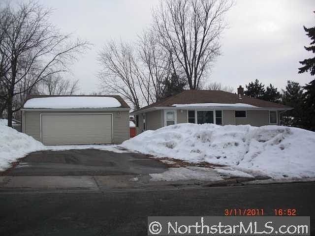 1st image of 1516 Gervais Ave E