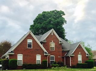 441 McElroy Rd, Memphis, TN 38120