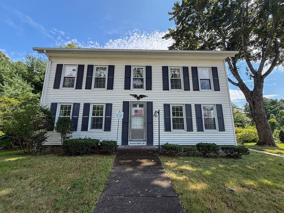 1st image of 1386 Pleasant St