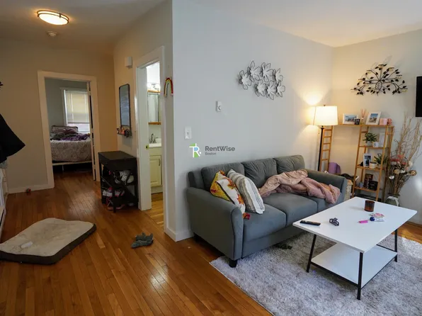 3 Schrepel Pl #1, Boston, MA 02127