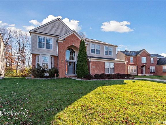 5th image of 8277 E Blue Jay Dr