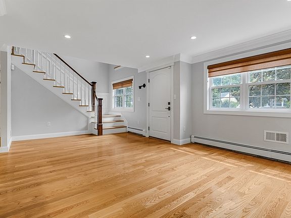 3rd image of 100 Kimball Rd