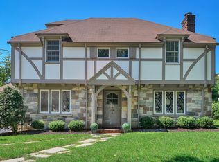 4 Lorraine Rd, Summit, NJ 07901