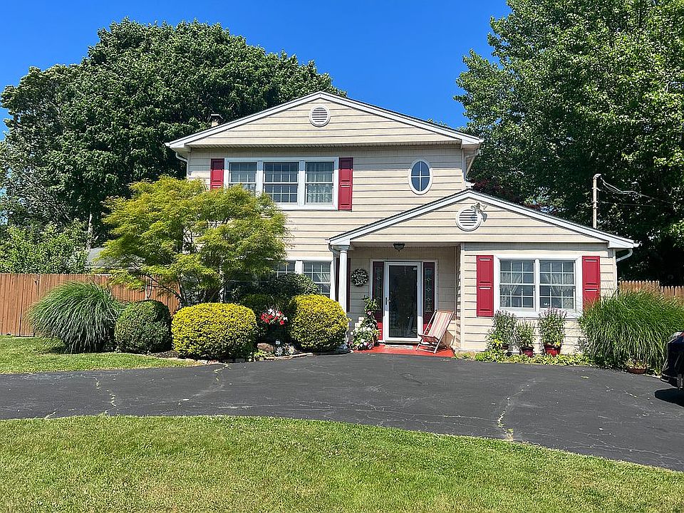 37 Newport Beach Blvd, East Moriches, NY 11940 Zillow
