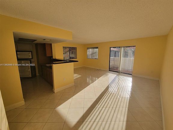 5th image of 3204 Coral Lake Ln #3204