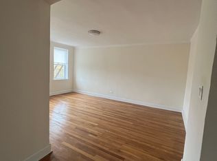 2621 Shore Pkwy #3G, Brooklyn, NY 11223