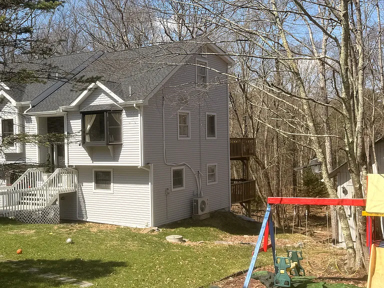 189 Oakenshield Dr — Photo 9