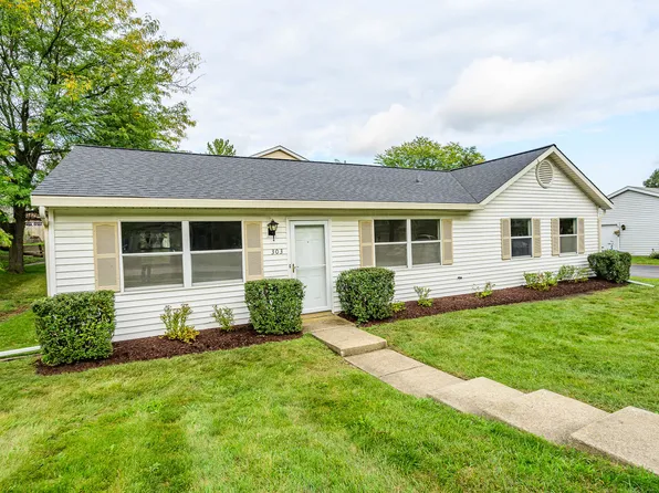 303 Jonquil Ct, Aurora, IL 60504
