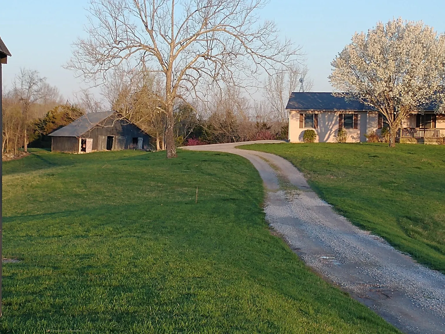 3 bed, 1700 sqft, $1,400 — Photo 2