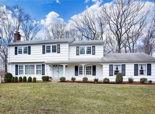 28 Berndale Dr, Westport, CT 06880