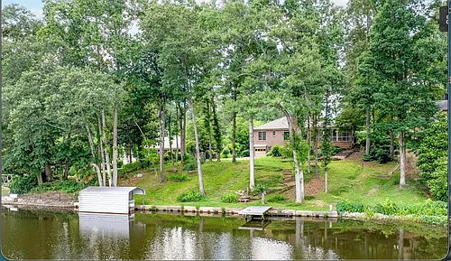 1919 Lake Lucerne Way Photo 1