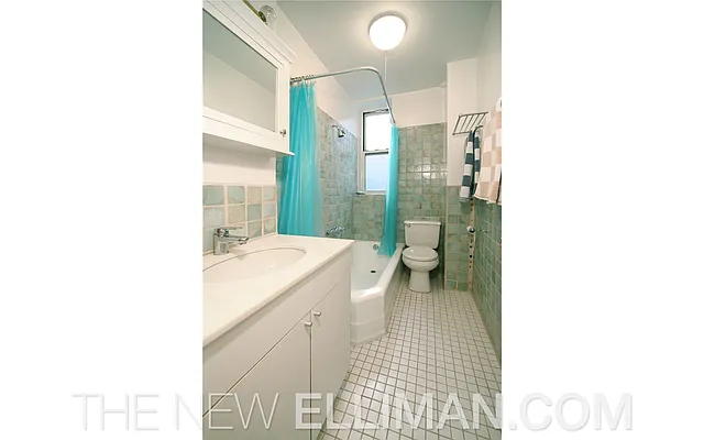 Sold by Douglas Elliman | media 20