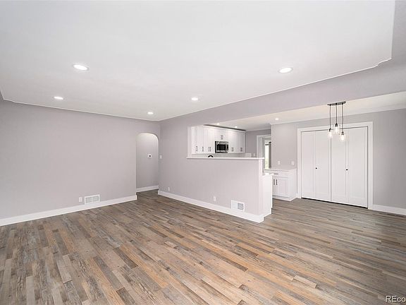 3rd image of 3447 N Garfield Street