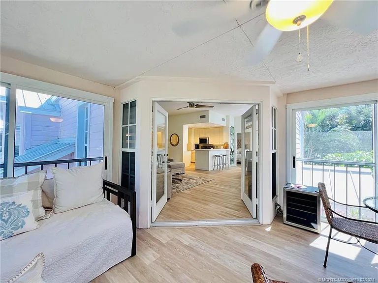 411 NE Plantation Rd #526 — Photo 35