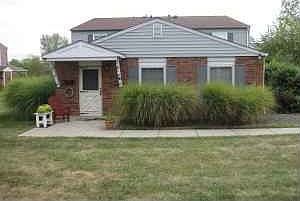 Front view of Condo