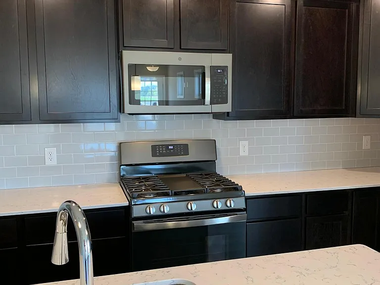 4825 Martingale Dr — Photo 8