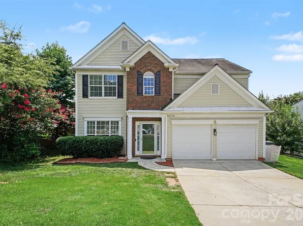 9204 Culcairn Rd, Huntersville, NC 28078