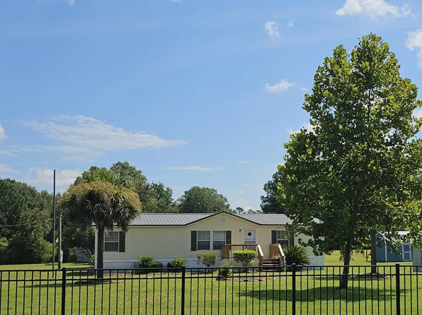 44492 PINEBREEZE Circle, Callahan, FL 32011