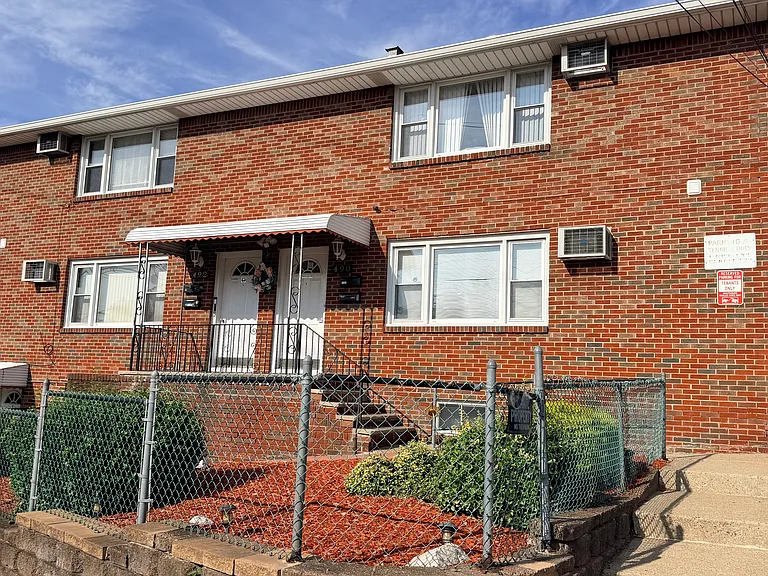 492 Palisade Ave #5 — Photo 1