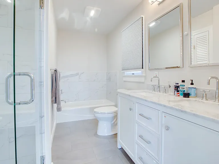 32 Seminary St #2 — Photo 13