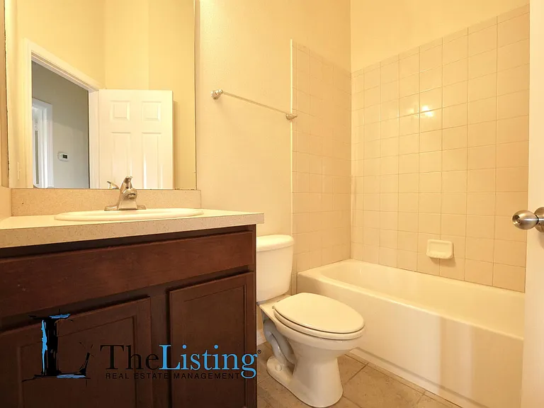 10409 Regent Square Dr #802 — Photo 16