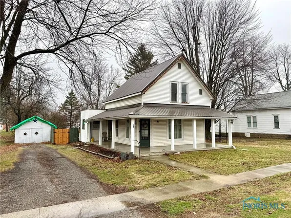 107 E Curtis St, Stryker, OH 43557