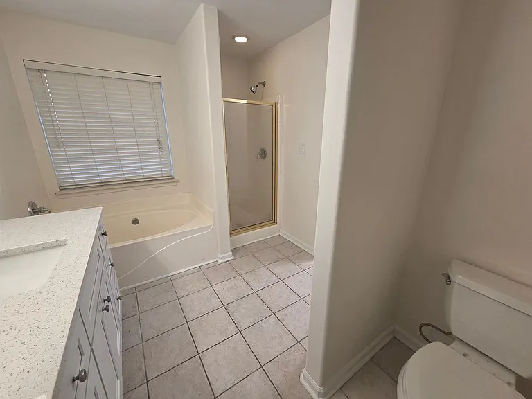 112 Spring Grove Dr — Photo 11