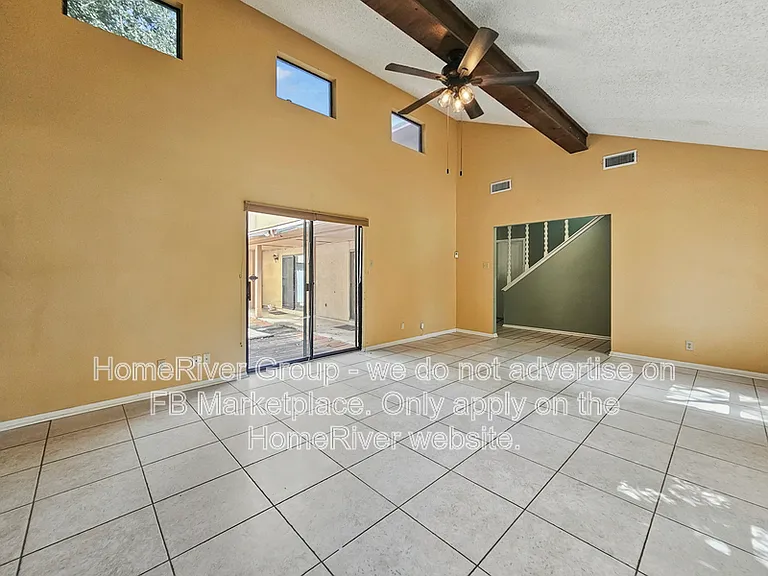 8823 Wellesley Manor Dr — Photo 7