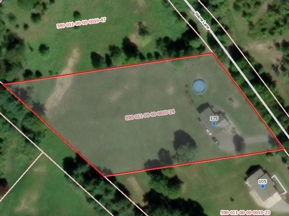 175 Warne Ln, Washington, PA 15301