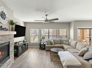 19700 N 76th St APT 1008, Scottsdale, AZ 85255