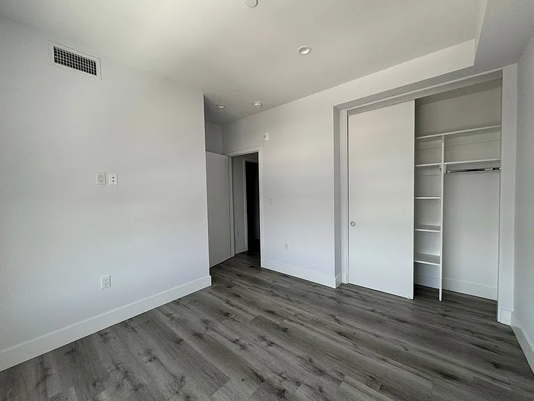 Tujunga55 — Photo 25