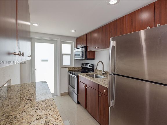 5th image of 3550 SW 9th Ter #8B
