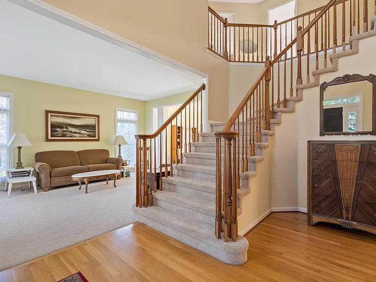 17733 Rolling Woods Cir — Photo 11