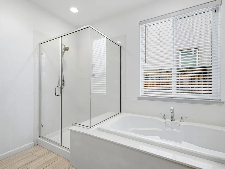 8600 Arcos Way — Photo 22