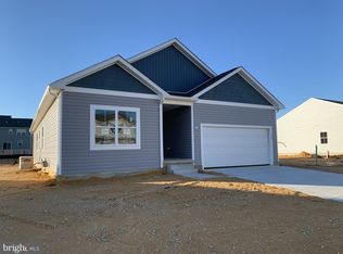 230 Steamboat Ave, Felton, DE 19943