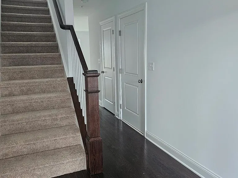 4 Turf Ct — Photo 3