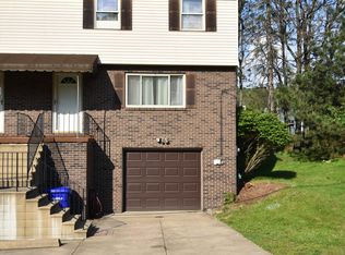 16 Wallace Rd, Pittsburgh, PA 15209