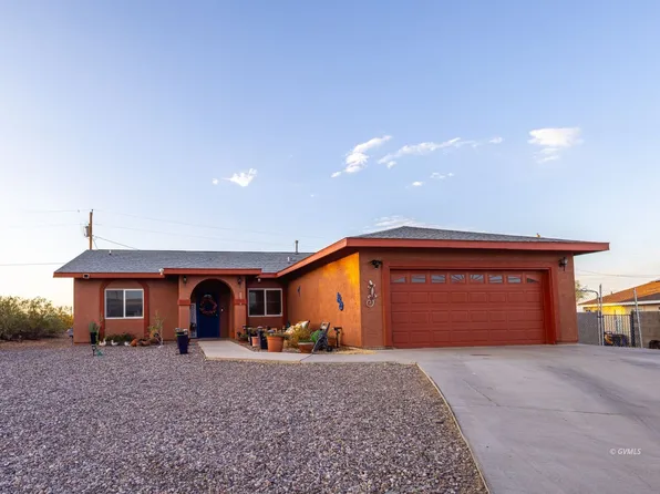 584 W Puma Dr, Safford, AZ 85546