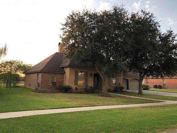 3rd image of 9659 Belle Place Cir