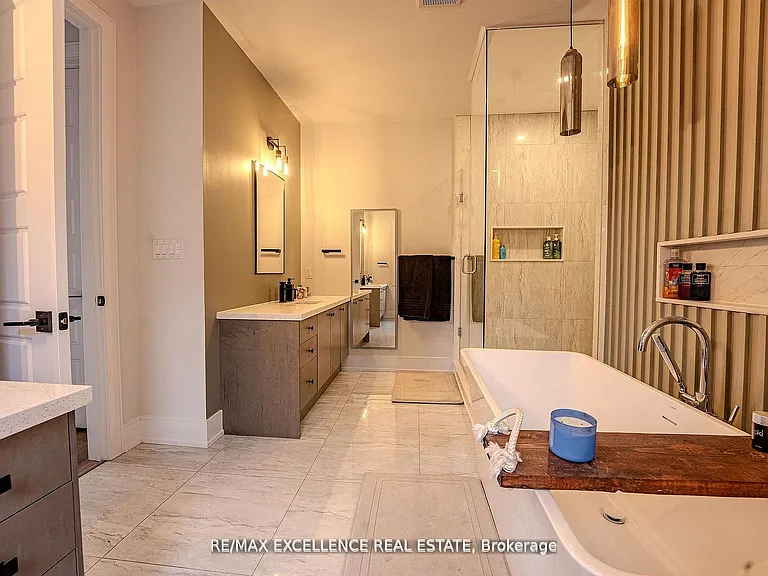 301 Somme St — Photo 19