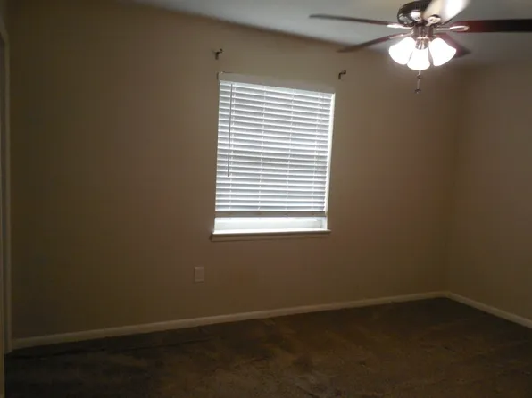 12 Handolin Ln, Shalimar, FL 32579