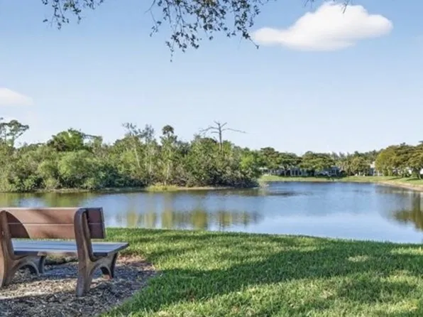 760 Tarpon Cove Dr APT 203, Naples, FL 34110