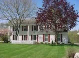 1366 N Fairview Ln, Rochester Hills, MI 48306