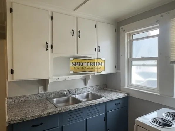80 Elm St #7, Waterville, ME 04901