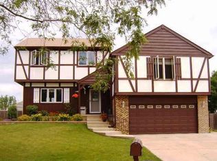 1219 Dogwood Ln, Bartlett, IL